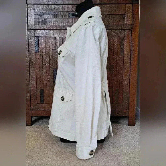 Cabi Kenya Jacket Women's Size Medium  Bone/Cream Coloured Utility Jacket - Picture 2 of 16